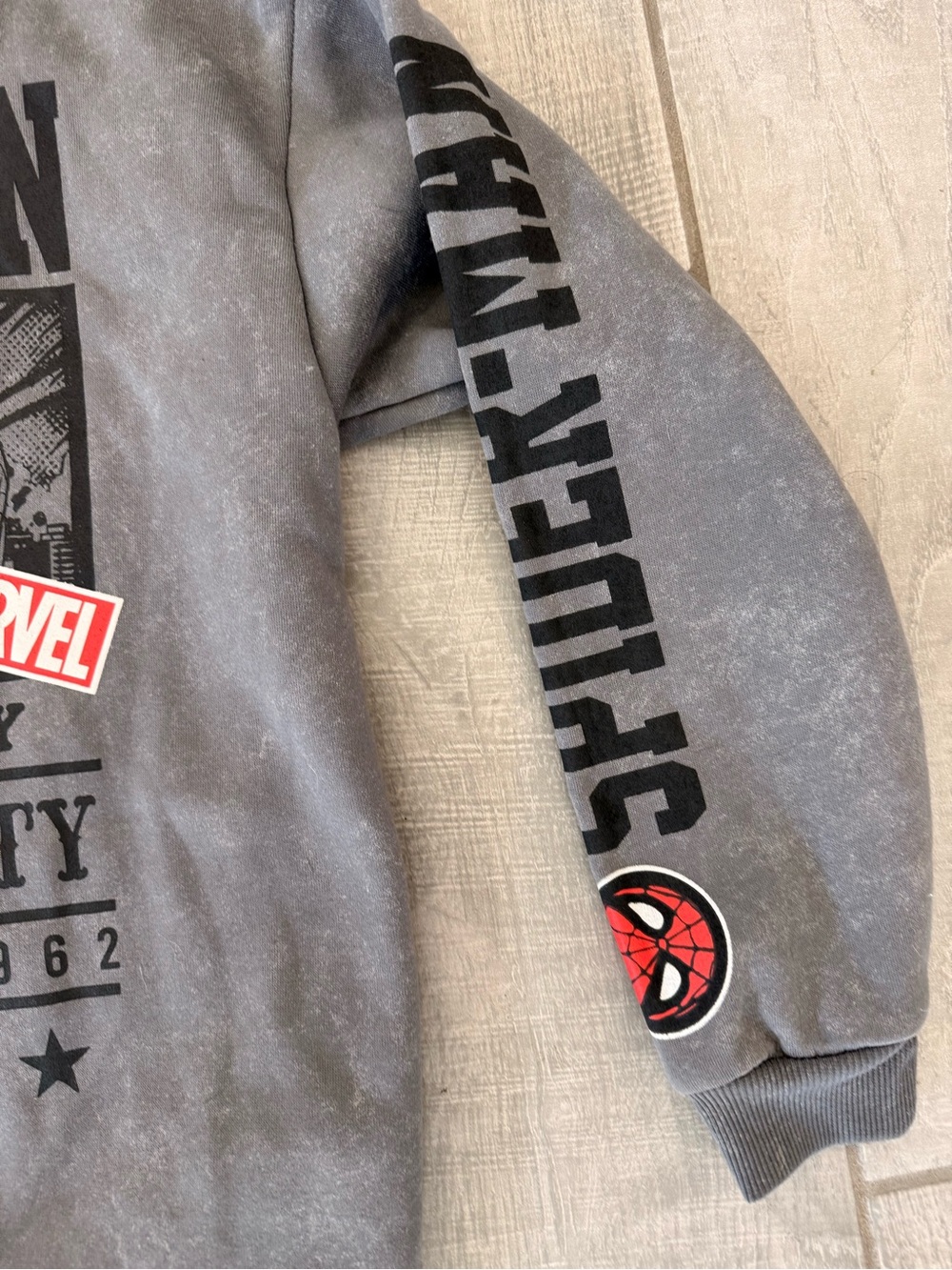 Marvel Spider-Man Graphic Crewneck Sweater in Gray with Red Accents - Picture 3 of 4